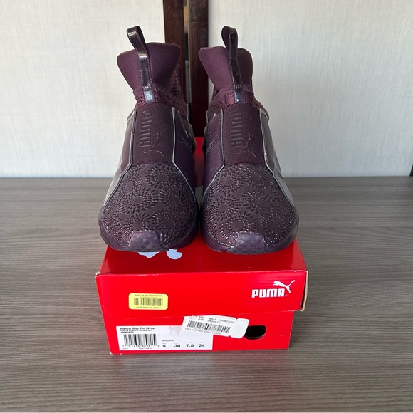 Women’s 7.5 Puma Fierce - Picture 2 of 7